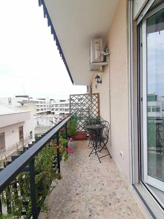 Il Barone Rosso B&B Lecce Dış mekan fotoğraf