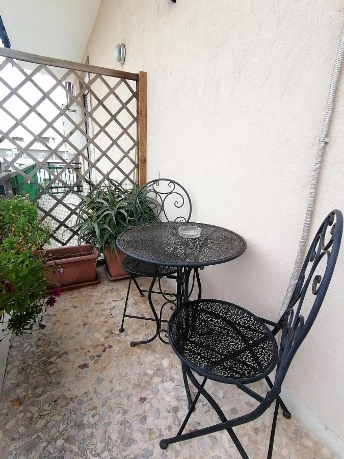 Il Barone Rosso B&B Lecce Dış mekan fotoğraf