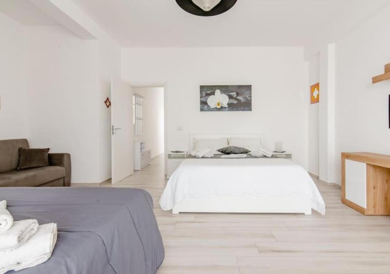 Il Barone Rosso B&B Lecce Dış mekan fotoğraf